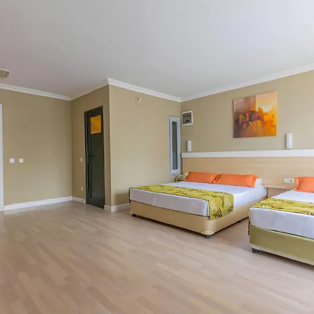 Szálloda Akdora Elite & 4*
