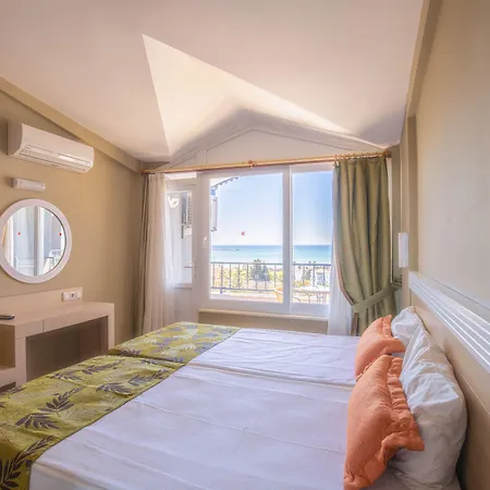 Akdora Elite & 4* Side