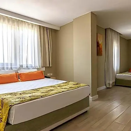 Hotel Akdora Elite & 4*