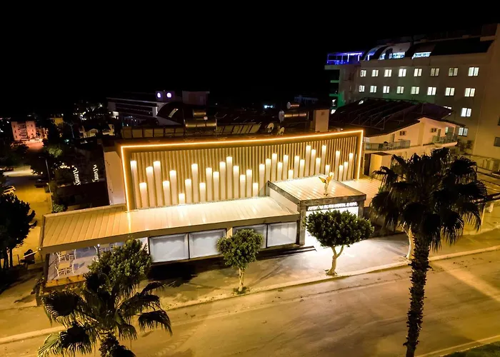 Ξενοδοχείο Akdora Elite & 4*