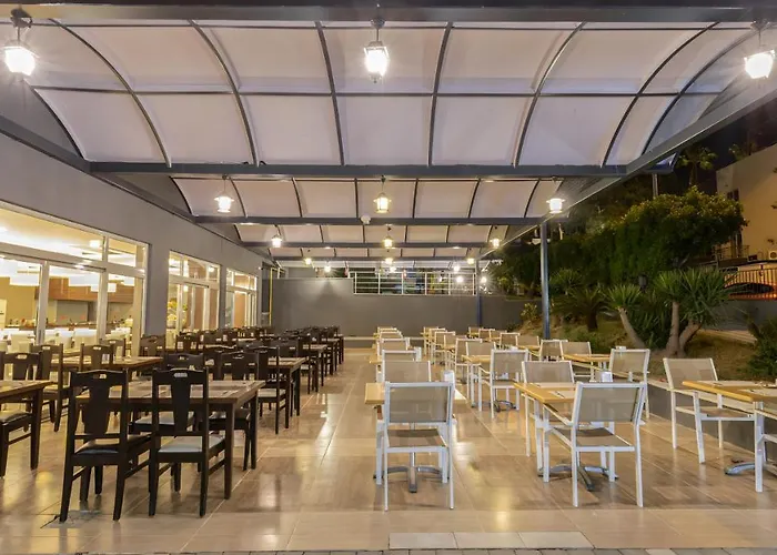 Ξενοδοχείο Akdora Elite &