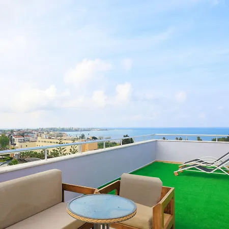 Akdora Elite & 4* סייד