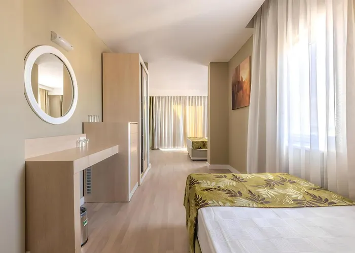 Hotell Akdora Elite & Side